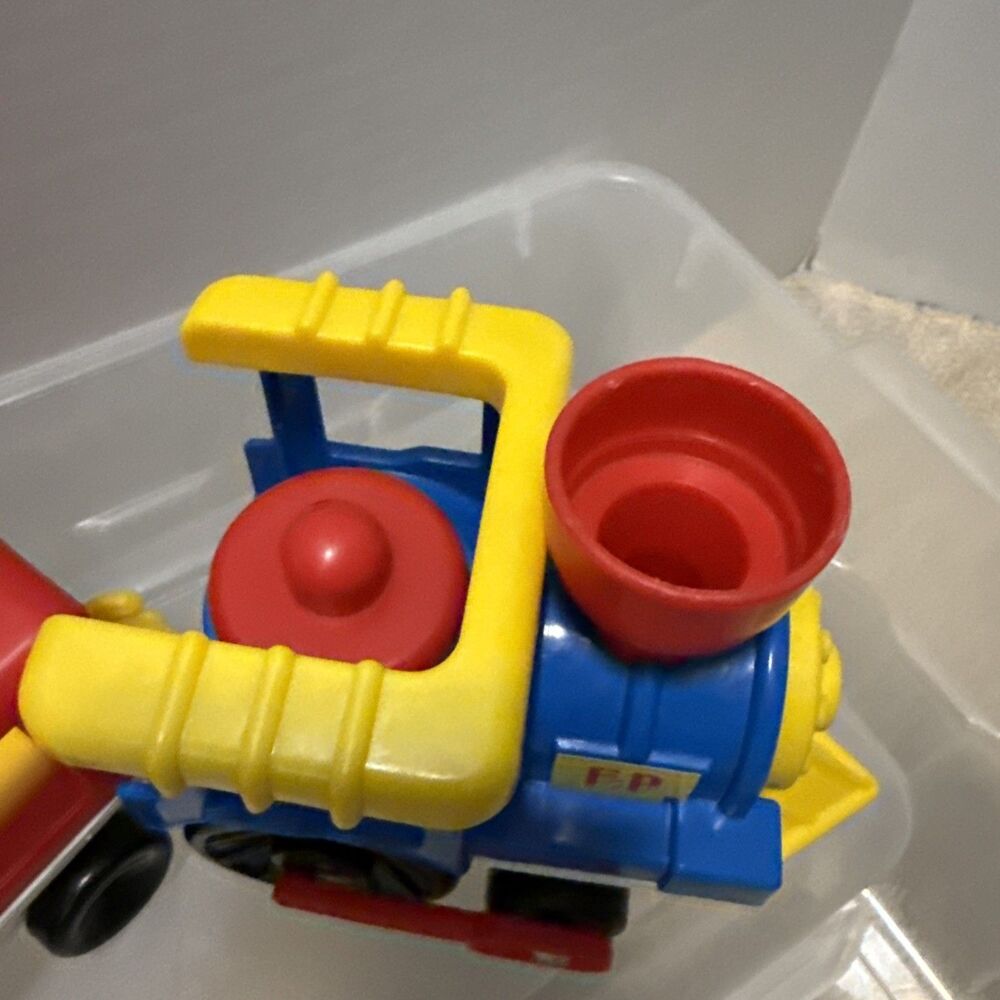 Vtg 1991 Fisher Price Chunky Little People Circus Train Engine & Red Car - Picture 5 of 12